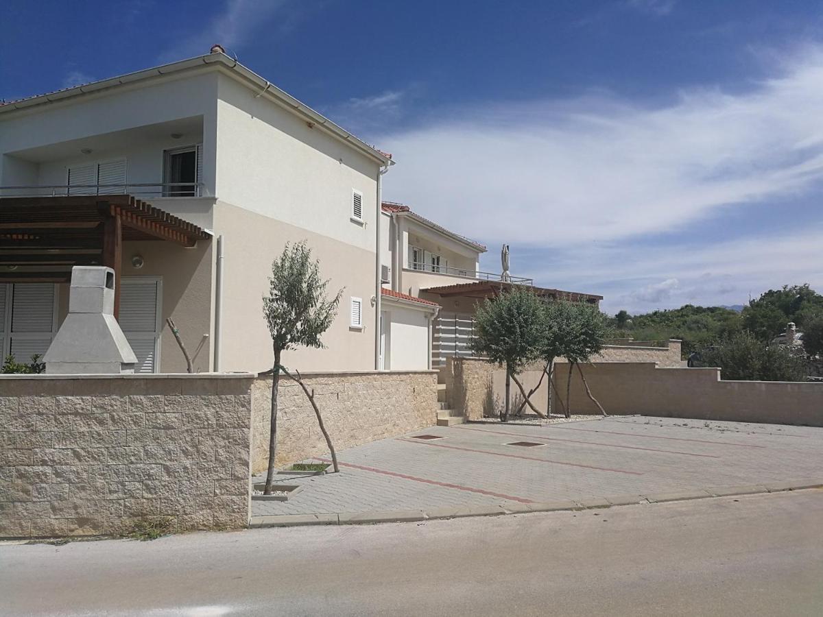 Sea Salt Apartment Novalja Bagian luar foto